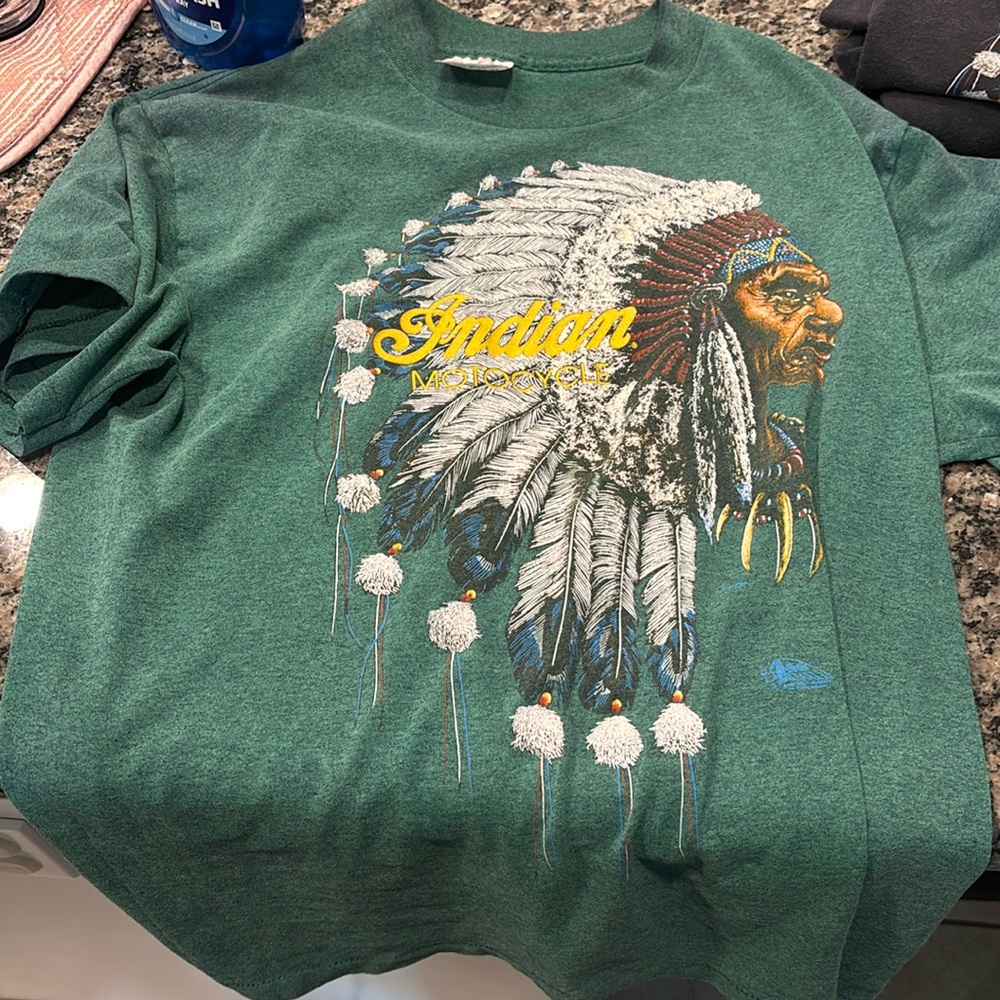 Vintage 90s American Thunder Forever Free Indian Wolfs Lightning T-shirt Made in